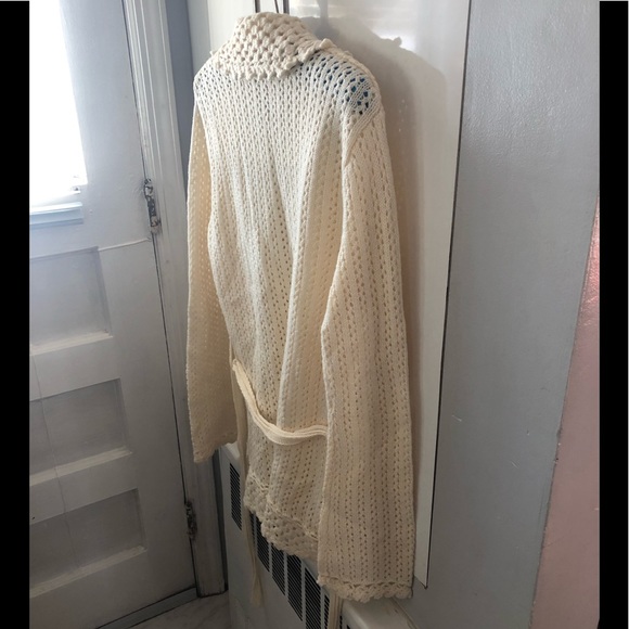 NWOT Ivory Crochet Cardigan M - Picture 8 of 9